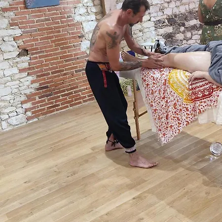 فندق مبيت وإفطار Le Pas Sage La Caillère